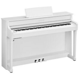 YAMAHA CLAVINOVA CLP-835 WHITE