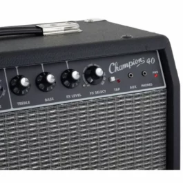 FENDER CHAMPION 40