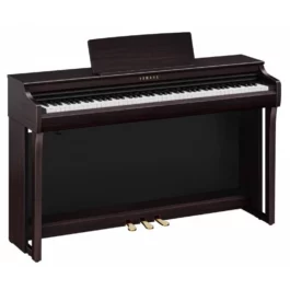 YAMAHA CLAVINOVA CLP-825 R